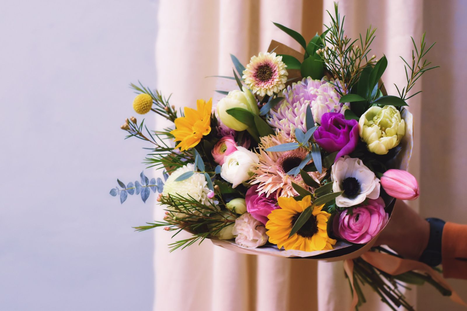 Ramo Mediano con catorce varas de flores